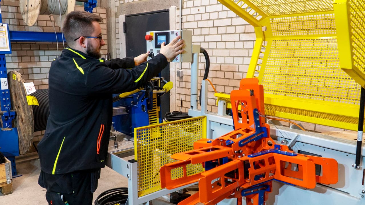 Bild Prüfung Industrieanlage